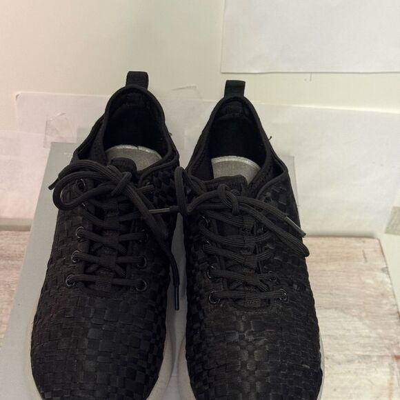 FP Movement Black Sneakers Lightweight Knit Design size 7 - Picture 2 of 5